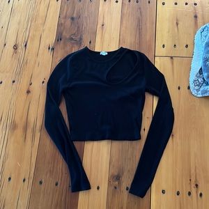 Cut out shoulder long sleeve from garage